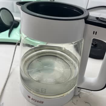 Arçelik Cam Çaycı'da Temizlenemeyen Kirlenme Sorunu