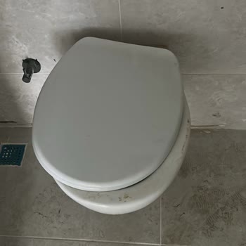 Sur Yapı Antalya Paslanmış Duvarları Akan Ev Ve Kötü Üslup