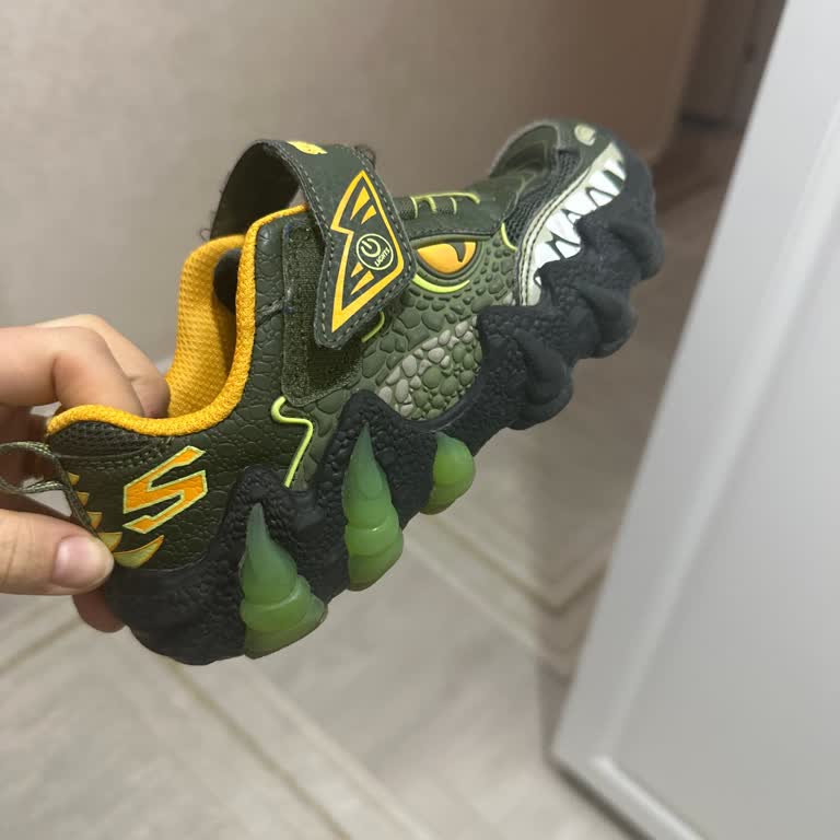 6 Ayda Koku Yapan Ayakkabı Hayal Kırıklığı Yarattı