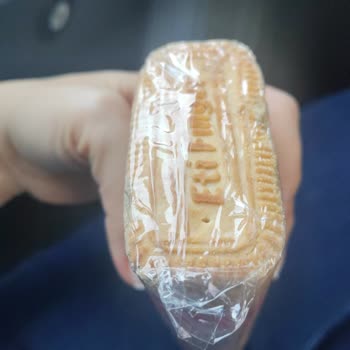 Eti Finger Paketinde Ambalaj Hatası Nedeniyle Bayat Ürünle Karşılaştım