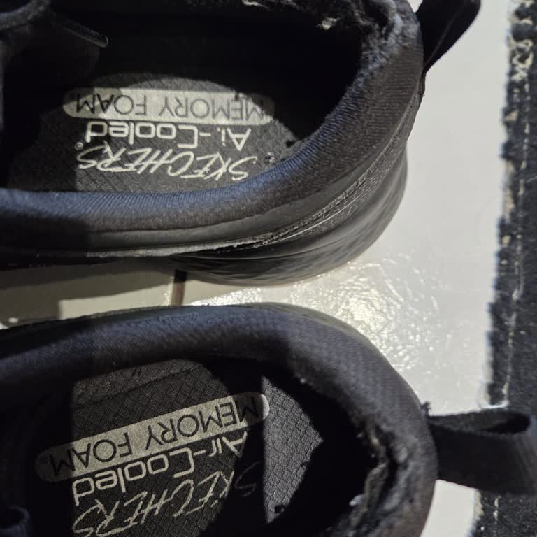 Skechers Ayakkabı 1 Yıl Dolmadan Dağıldı, Değişim Talebimiz Reddedildi!