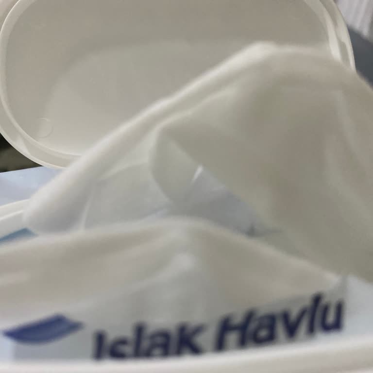 Mendiva Islak Havlu Paketi Sürekli İplik Bırakıyor, Ürün Değişimi İstiyorum