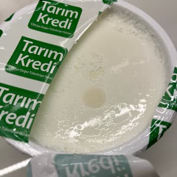 Son Kullanma Tarihi Geçmemiş Yoğurtta Küf Benzeri Oluşumla Karşılaştım
