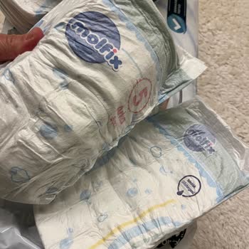 Aldığım Bebek Bezinin İçinden Farklı Model Çıktı Mağdur Oldum