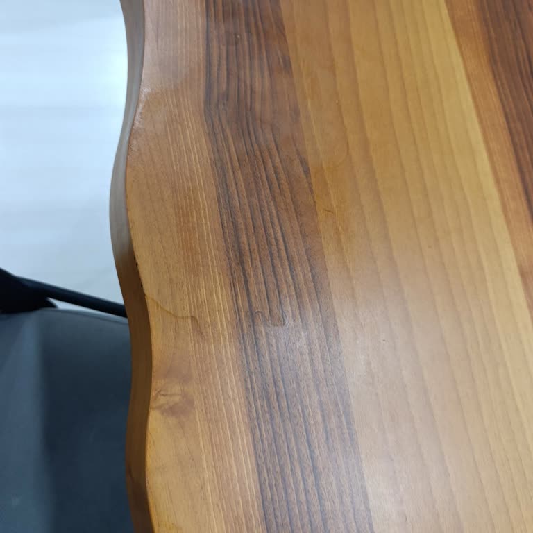 Garanti Süresinde Çözülemeyen Masa Lekesi Sorunu Ve Yetersiz Müşteri Hizmeti