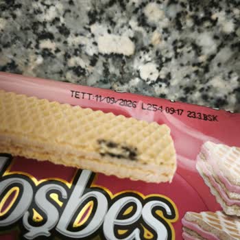 Eti Hoşbeş Ürününde Erimiş Siyah Madde Ve Müşteri Hizmetlerinden Yanıtsızlık