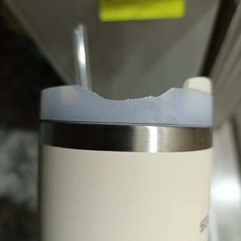 Stanley Marka Ürünümde Sürekli Akıtma Ve Kırılma Sorunu