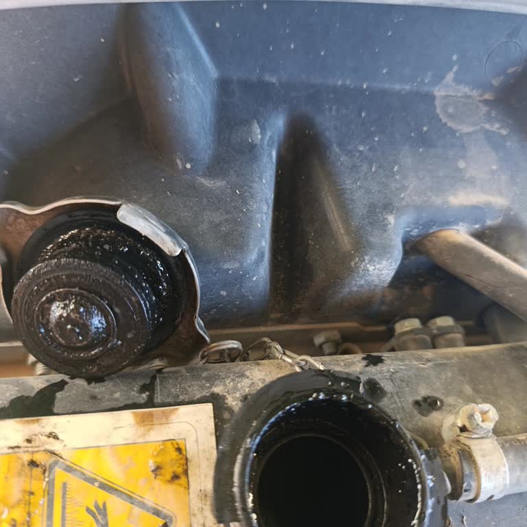 Traktörümde Sürekli Su Eksilmesi Ve Yetersiz Servis Desteği Mağduriyetim