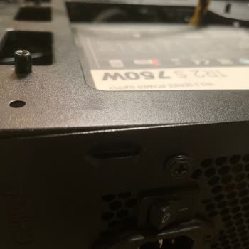 Üretim Hatalı Oyuncu Kasası Nedeniyle Anakart Montajı Yapılamıyor