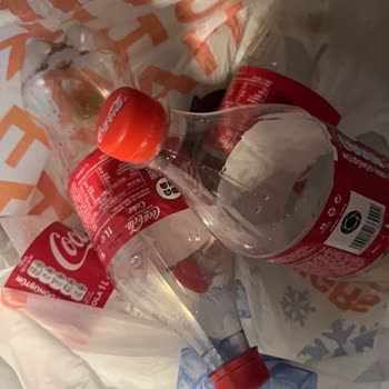 1 Litrelik Coca-Cola Şişelerinde Sürekli Gazsız Ve Kalitesiz Ürün Sorunu