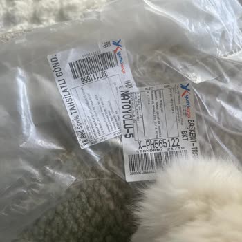 Yanlış Ve Yırtık Ürün Gönderildi, Firmadan Dönüş Alamıyorum