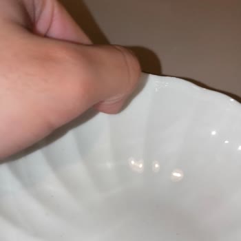 Kırık Gelen Yemek Takımı Ve Ulaşılamayan Müşteri Hizmeti