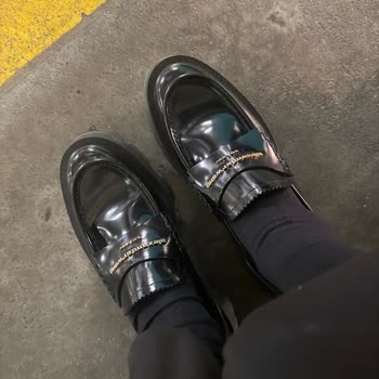 Bir Kez Giyilen Lüks Ayakkabı Ciddi Yara Yaptı, İade Reddedildi