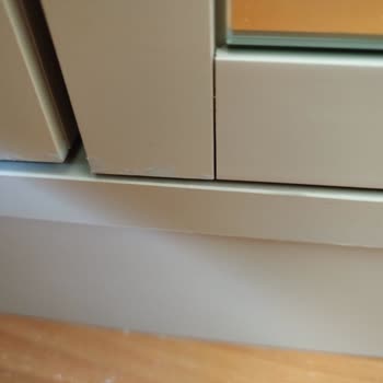 Defolu Gelen Genç Odası Ve Gardırop İçin 28 Gündür Çözüm Sunulmuyor