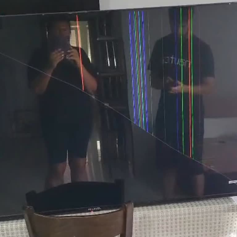 Kırık Televizyon, Cevapsız Kargo Ve A101’den Çözüm Yok!