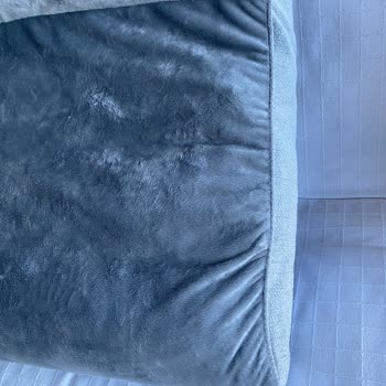 İndirimli Alınan Kedi Köpek Yatağında Dikiş Sorunu Ve Değişim Talebi