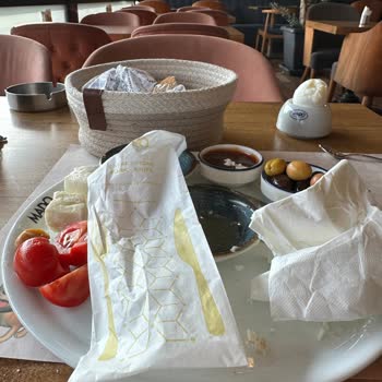 Mado Migros Beylikdüzü'nde Kötü Kahvaltı Ve İlgisiz Hizmet Deneyimi