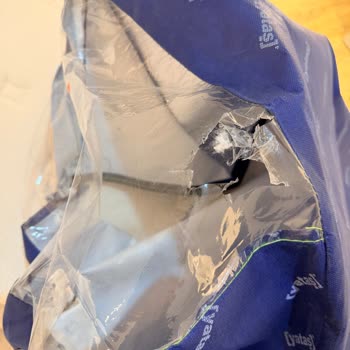 Hasarlı Yatak Teslimatı Ve Yetersiz Müşteri Hizmetleri Deneyimi