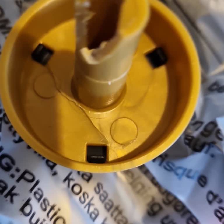 Kırık Ürün Teslimatı Ve İade Sürecinde Gecikme Yaşadım