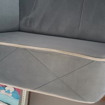 Aytemiz Koltuk Yıkama | İstanbul Koltuk Yıkama Sonrası Lekeler Çıkmadı Ve Kötü Koku Oluştu