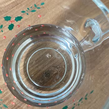 Hazır Su İçinde Yüzen Cisimler Ve Çocuğumun Sağlığına Dair Endişem