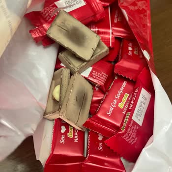 Aldığım Ülker Napoliten Çikolata Bozuk Çıktı Hayal Kırıklığı Yaşadım