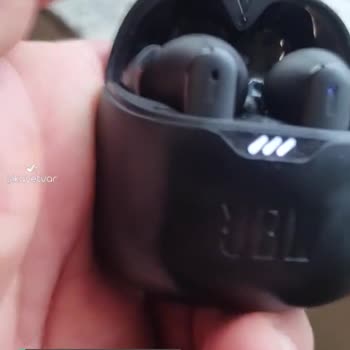 Aztek Teknoloji, JBL Kulaklık Sorunu