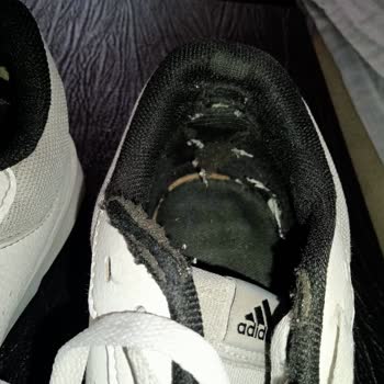 Adidas Ayakkabıda Kısa Sürede Oluşan Hasar Ve Garanti Sürecinde Çözüm Bulunamaması