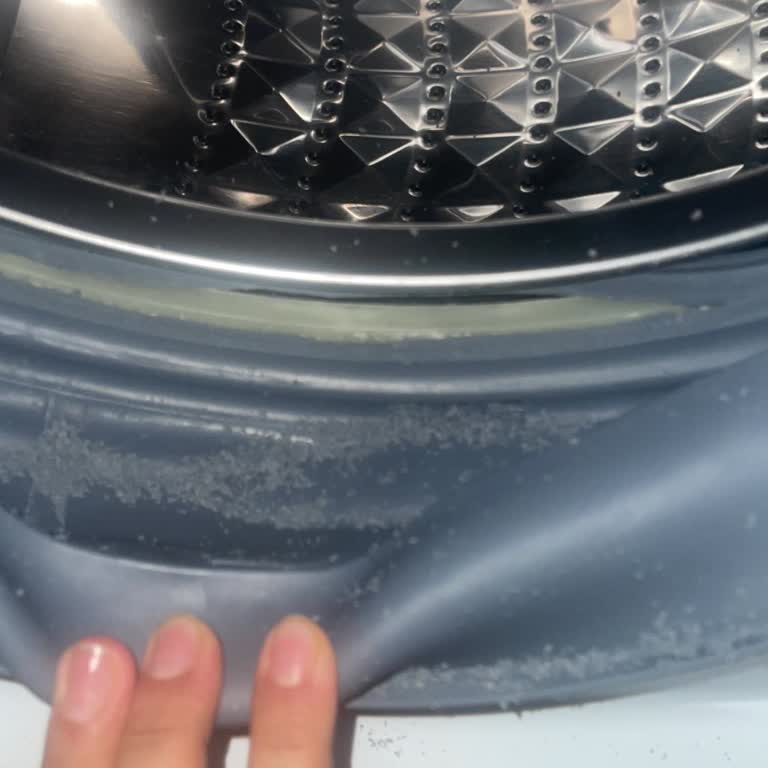 Çamaşır Makinesi Garantisi Varken Lastik Arızasına Ücret Talebi