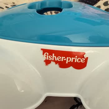 Fisher Price Etiketiyle Farklı Marka Oyuncak Satışı Endişesi