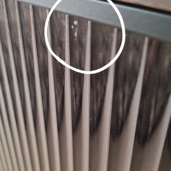 Saloni Mobilyada Cam Hataları Ve Çözümde Yaşanan Hayal Kırıklığı