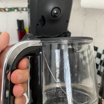 Karaca Züccaciye Üç Aydır Mağdur Olduğum İçin Ürünümü Demlik Kısmı Kırık Geldi!