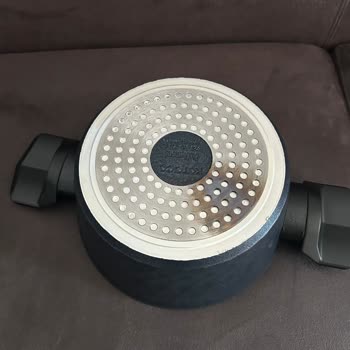 Karaca Tencere Tabanı Yandı Ve Karardı!