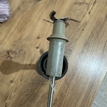 Tefal Blenderın Parçalayıcı Başlığı Sürekli Düşüyor Servis Çözüm Sunmuyor