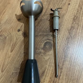 Tefal Blenderın Parçalayıcı Başlığı Sürekli Düşüyor Servis Çözüm Sunmuyor