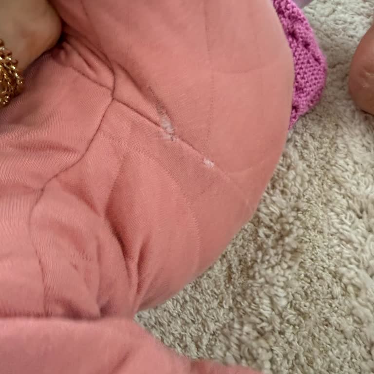 Bebek Eşofman Takımı İlk Kullanımda Dikiş Yerinden Tamamen Söküldü