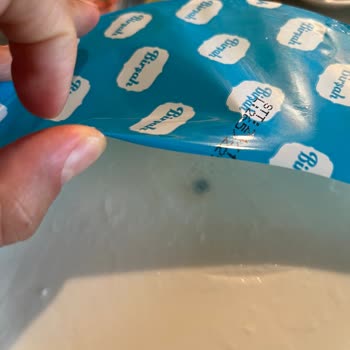 Aldığımız Yoğurt Küflü Çıktı İade Veya Değişim Talep Ediyorum