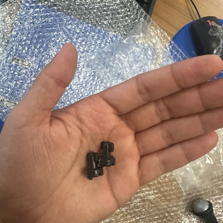 Aldığım Akülü Arabanın Eksik Parçaları İçin Çözüm Bulamıyorum