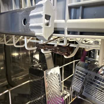 Arçelik Bulaşık Makinesi Sepetlerinde Küflenme Ve Yüksek Değişim Ücreti Mağduriyeti