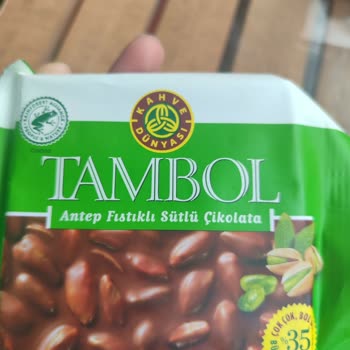 Aldığım Çikolatanın İçindeki Bozuk Fıstıklar Ve Renk Değişikliği Hayal Kırıklığı Yarattı