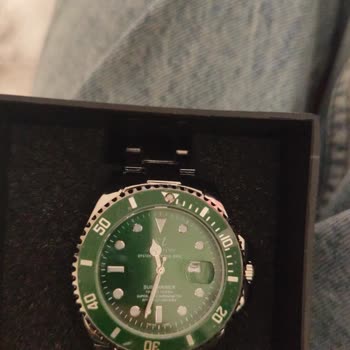 @Saatbluee Seçtiğim Ürünlerle Tamamen Alakasız, Kalitesiz Ve Hasarlıydı