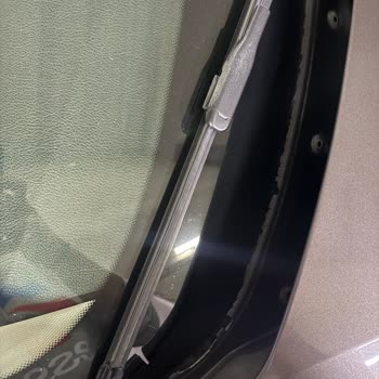 BMW 320d Ön Cam Fitili Kronik Sorunu Ve Servis İlgisizliği