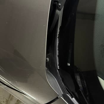 BMW 320d Ön Cam Fitili Kronik Sorunu Ve Servis İlgisizliği