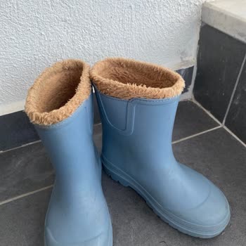 Kötü Koku Nedeniyle Çocuğum Botu Giyemiyor, Satıcıdan Dönüş Alamadım