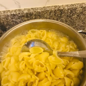 Pastavilla Mantı Makarnası Pişerken Parçalandı