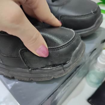Skechers Ayakkabım Kısa Sürede Yırtıldı Garanti Çözüm Sunmadı