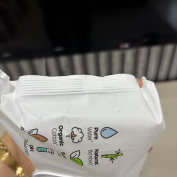 Küflü Islak Mendil Ve Yetersiz Müşteri Hizmeti Deneyimi