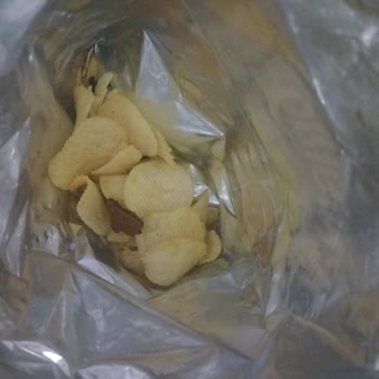 Ruffles Cips Paketinden Çıkan Sünger Parçaları Sağlığımı Tehdit Etti