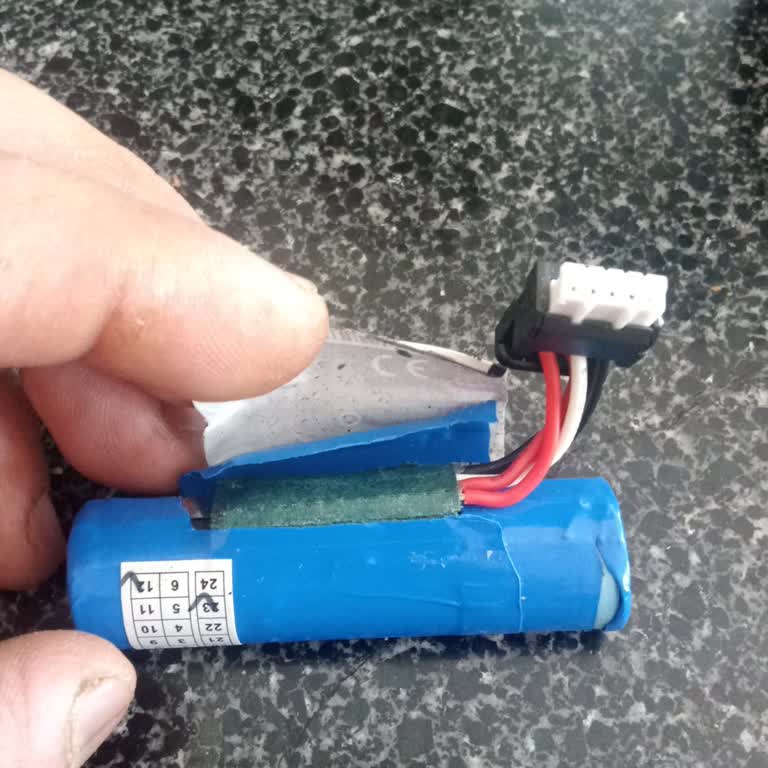 Garantisi Devam Eden Cihazımın Batarya Değişimi İçin Haksız Ücret Talebi Ve İlgisiz Servis