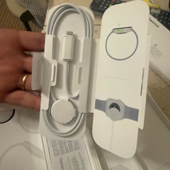 Sıfır Diye Aldığım Apple Watch Teşhir Ürün Çıktı, İade Sorunu Yaşıyorum